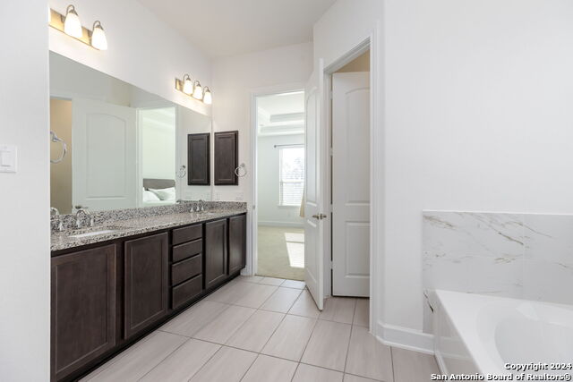 Image 27 of 43 For 14118 Sam Houston Way