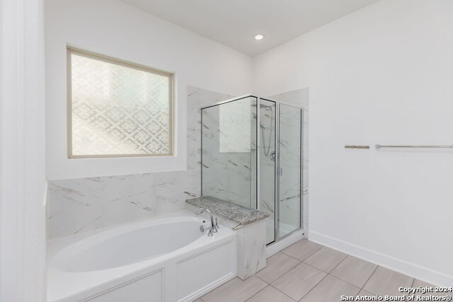 Image 28 of 43 For 14118 Sam Houston Way