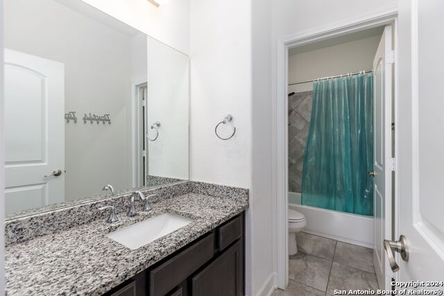 Image 36 of 43 For 14118 Sam Houston Way