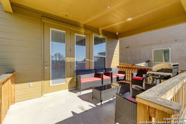 Image 40 of 43 For 14118 Sam Houston Way