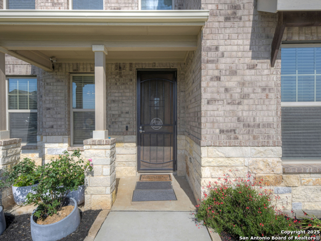 Listing photo id 2 for 5043 Tupelo