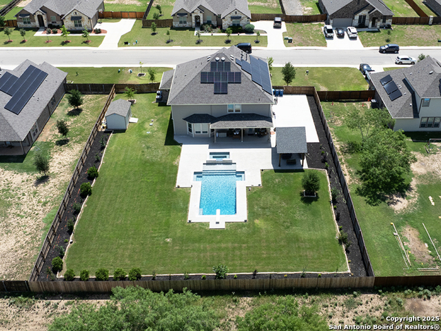 Listing photo id 47 for 5043 Tupelo