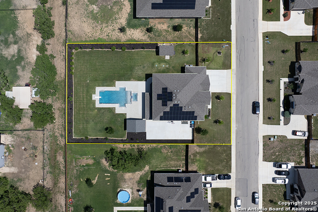 Listing photo id 48 for 5043 Tupelo
