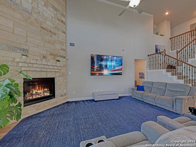Listing photo id 7 for 5043 Tupelo