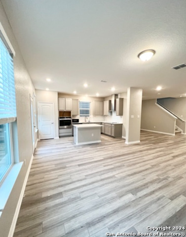 Image 7 of 22 For 4955 Usaa Blvd  16