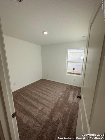 Listing photo id 14 for 10742 Hernando Ct.