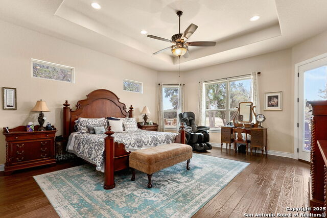 Image 25 of 52 For 233-239 Rosinweed