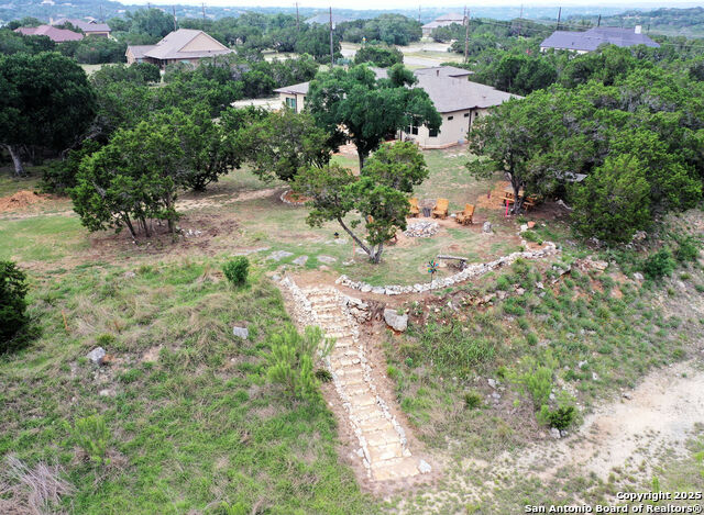 Image 50 of 52 For 233-239 Rosinweed