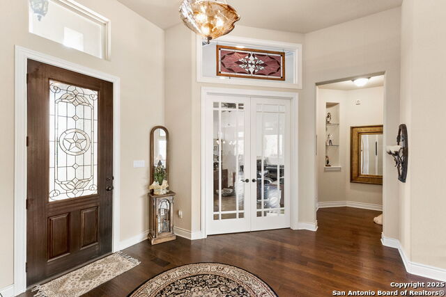 Image 6 of 52 For 233-239 Rosinweed