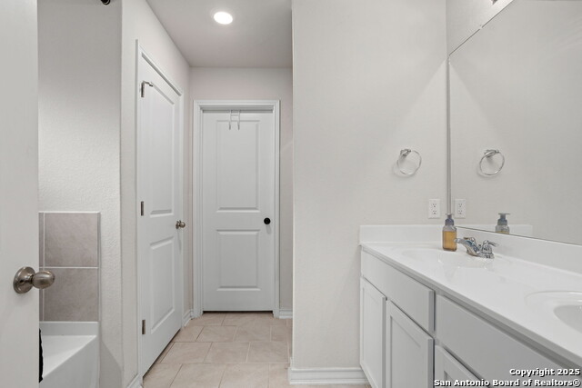 Image 13 of 28 For 14019 Guadalupe Pass