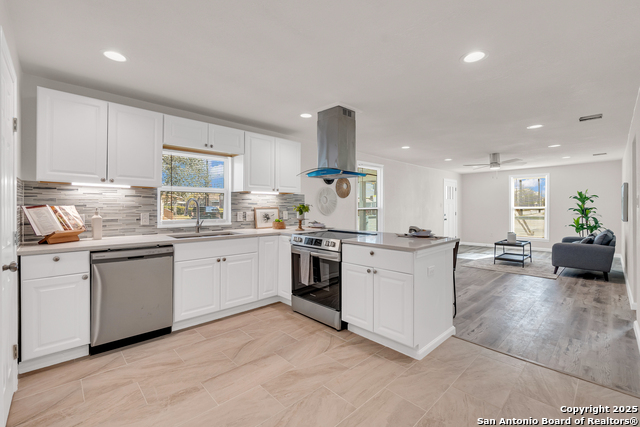 Image 6 of 21 For 629 Gevers S