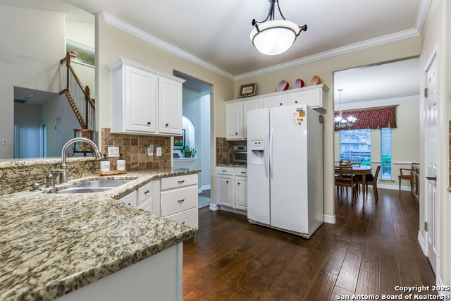 Image 14 of 43 For 9347 Llano Verde