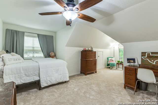 Image 30 of 43 For 9347 Llano Verde