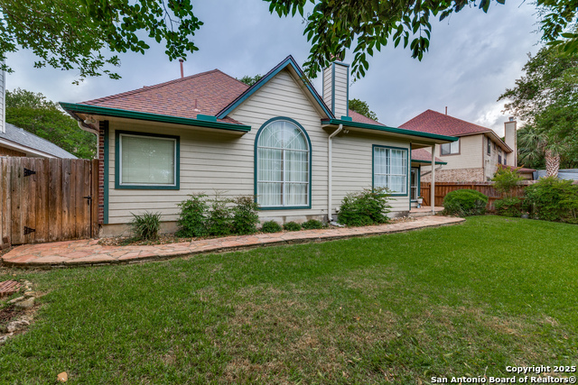 Image 35 of 43 For 9347 Llano Verde