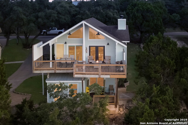 Image 11 of 15 For 693 Riviera  