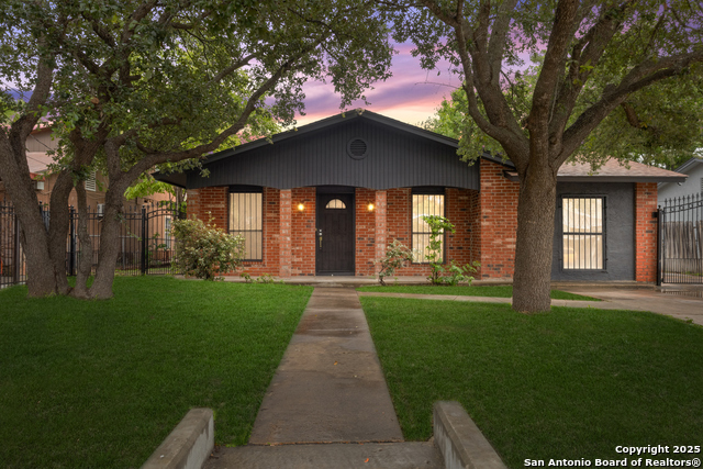 Details for 510 W Vestal Pl, San Antonio, TX 78221