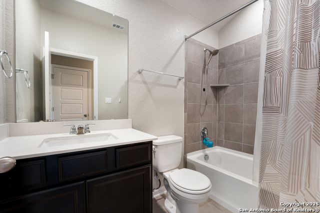 Listing photo id 21 for 3005 Muscat Way