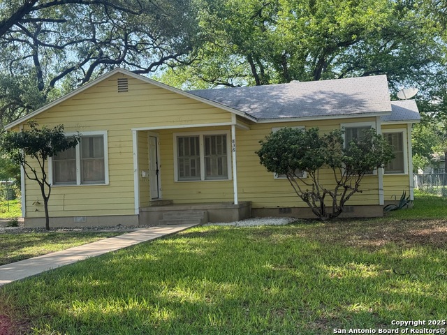 Image 2 of 20 For 836 Laurel  