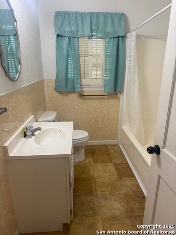 Image 6 of 20 For 836 Laurel  