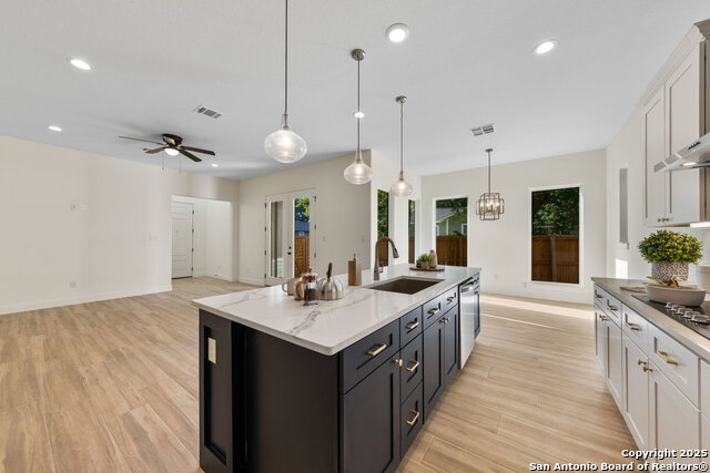 Image 14 of 47 For 1310 S Mesquite