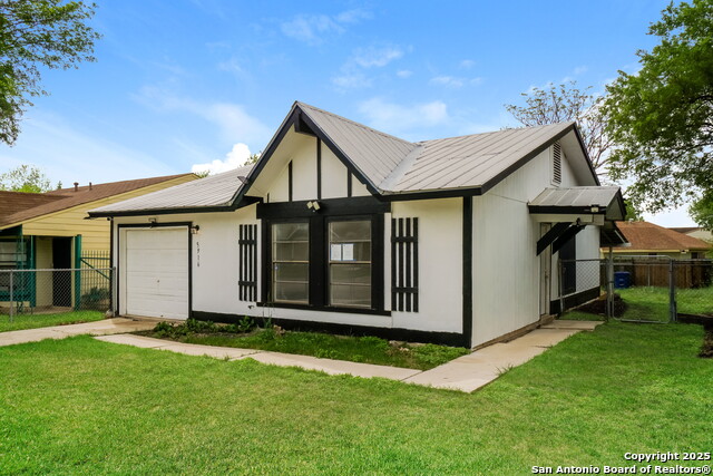 Image 2 of 20 For 5916 Mission Sunrise