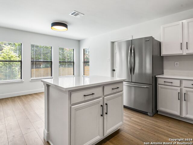 Listing photo id 12 for 11126 Cedar Park