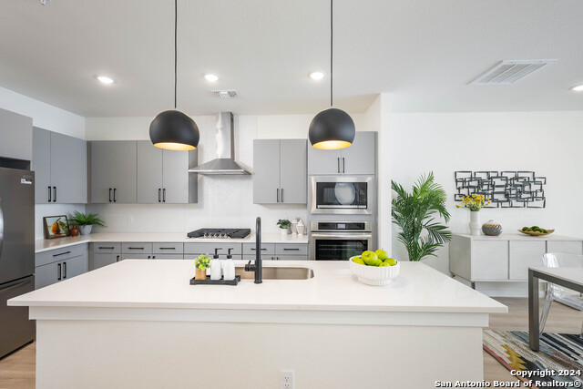 Image 11 of 36 For 719 Locust St E 2106