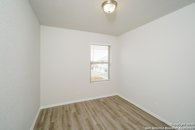 Image 8 of 14 For 10367 Clearwater Way