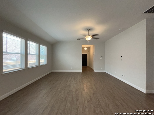 Listing photo id 10 for 12106 Casparis