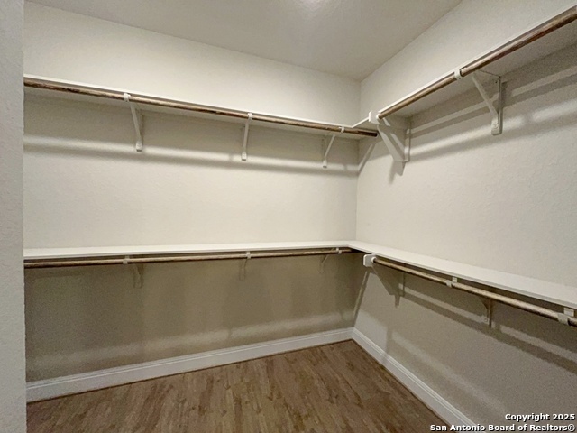 Listing photo id 22 for 12106 Casparis