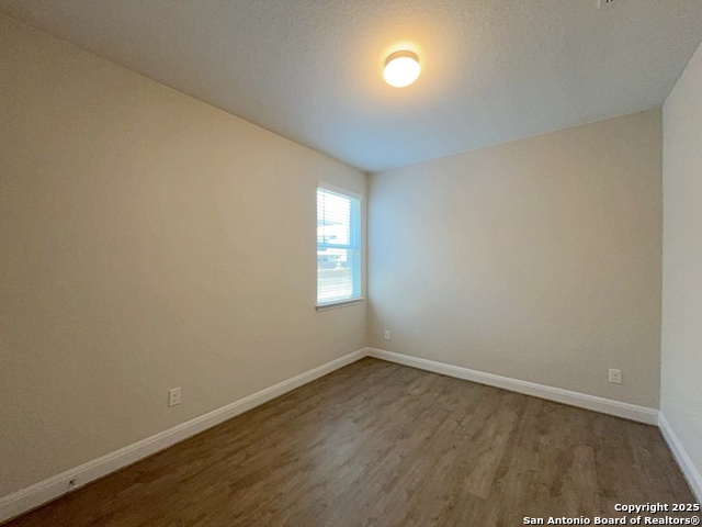 Listing photo id 27 for 12106 Casparis