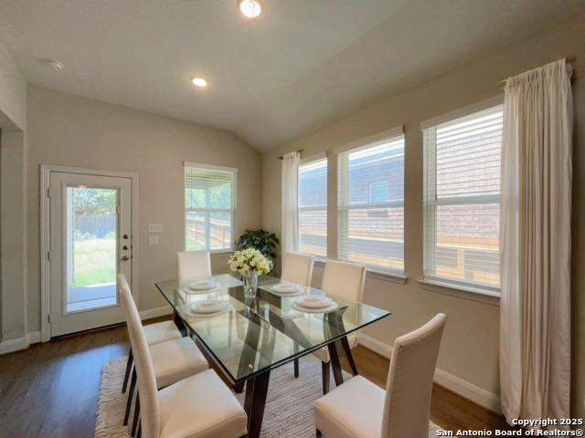 Listing photo id 1 for 12106 Casparis