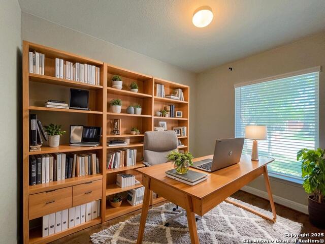 Listing photo id 5 for 12106 Casparis