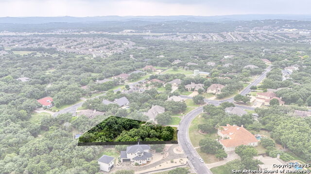 Image 25 of 26 For 8040 Colonial Woods