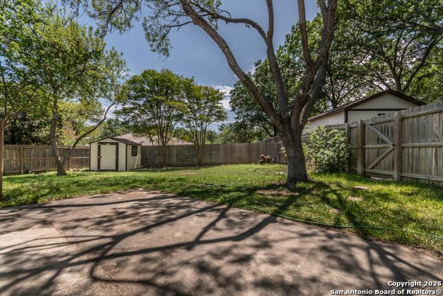 Image 11 of 12 For 14510 Larkstone