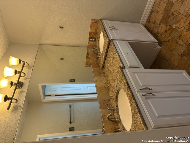 Image 12 of 16 For 8573 Echo Creek