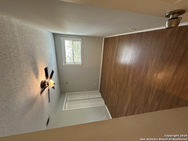 Image 8 of 16 For 8573 Echo Creek