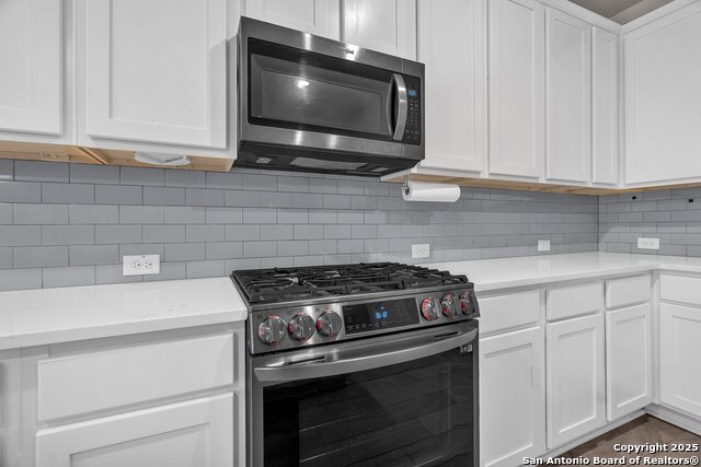Image 5 of 31 For 5051 Segovia Way