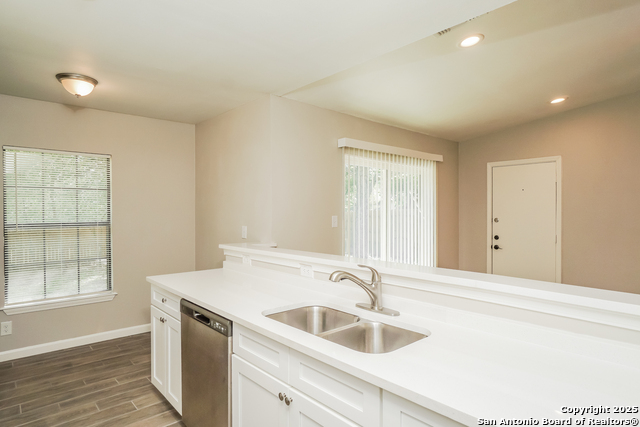 Image 10 of 26 For 7814 Oak Forest