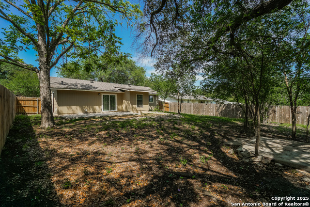 Image 26 of 26 For 7814 Oak Forest