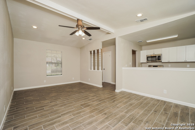 Image 8 of 26 For 7814 Oak Forest