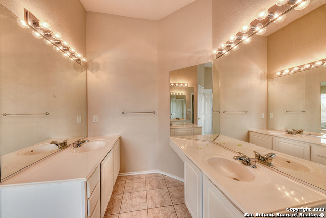 Image 15 of 25 For 2318 Encino Mist
