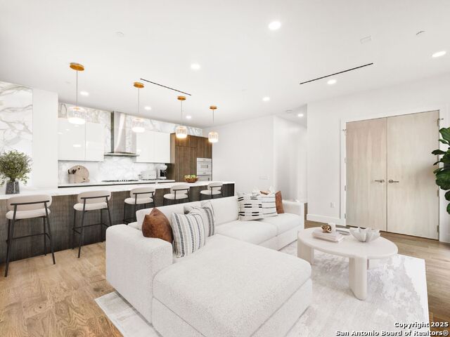 Listing photo id 3 for 123 Lexington Avenue 1310