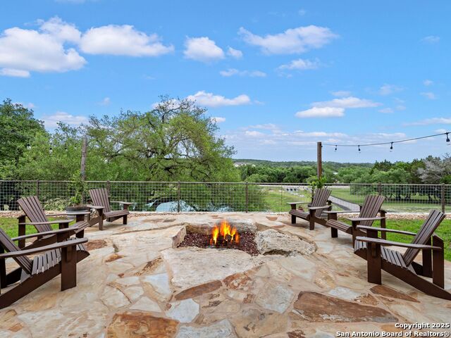 Listing photo id 21 for 673 Copper Rim