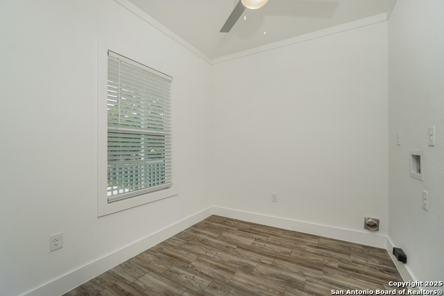 Image 21 of 26 For 623 Belmont  