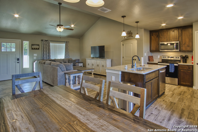 Image 49 of 58 For 1139 Cedar Bend