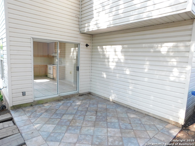 Image 21 of 22 For 8918 Kenton Mist