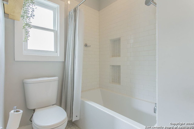 Image 17 of 25 For 331 Wickes  