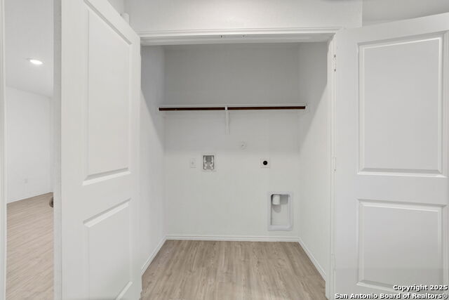 Image 16 of 21 For 6643 Arid Way