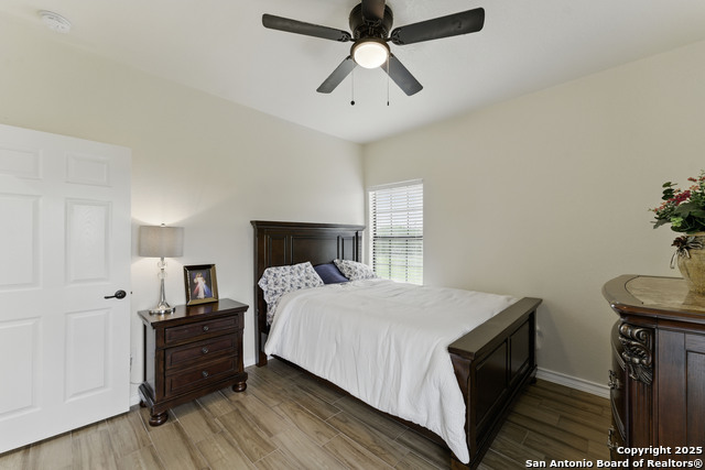 Image 36 of 44 For 1110 Atascosa County Road 101